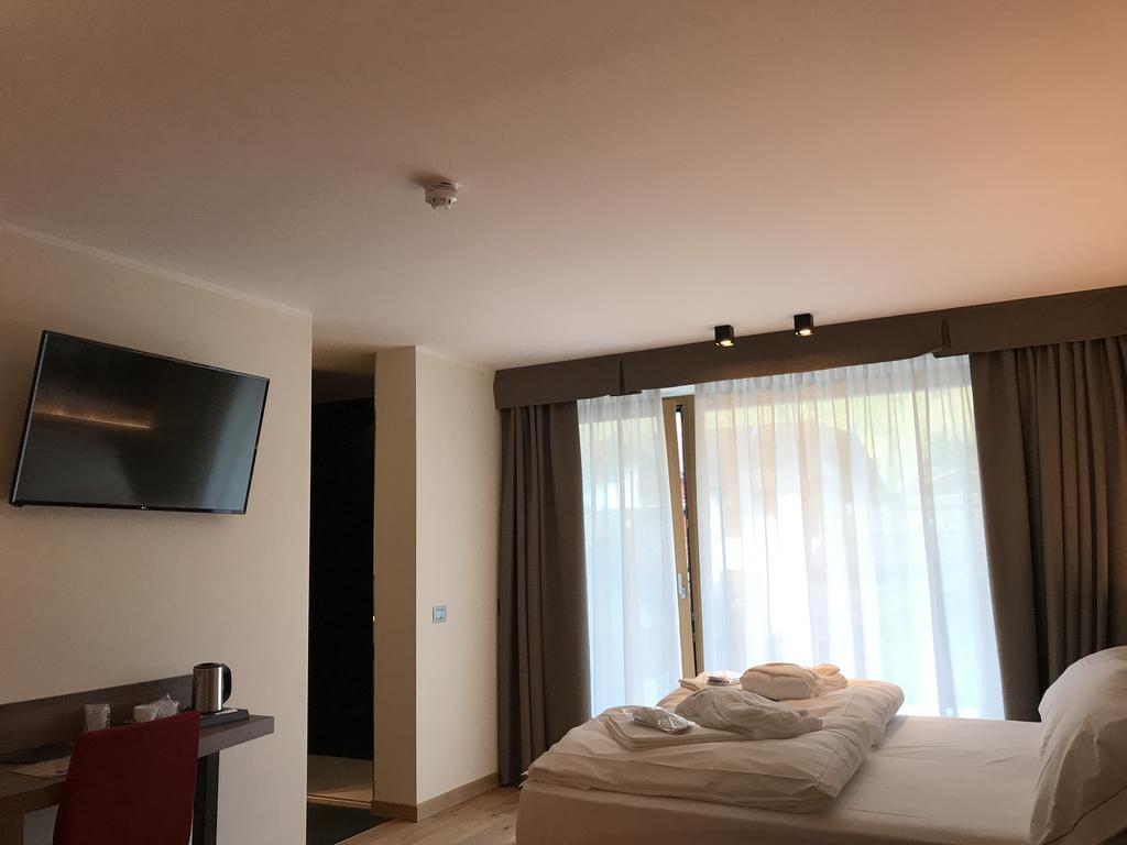 Dolomeet Boutique Hotel Pinzolo Exteriér fotografie