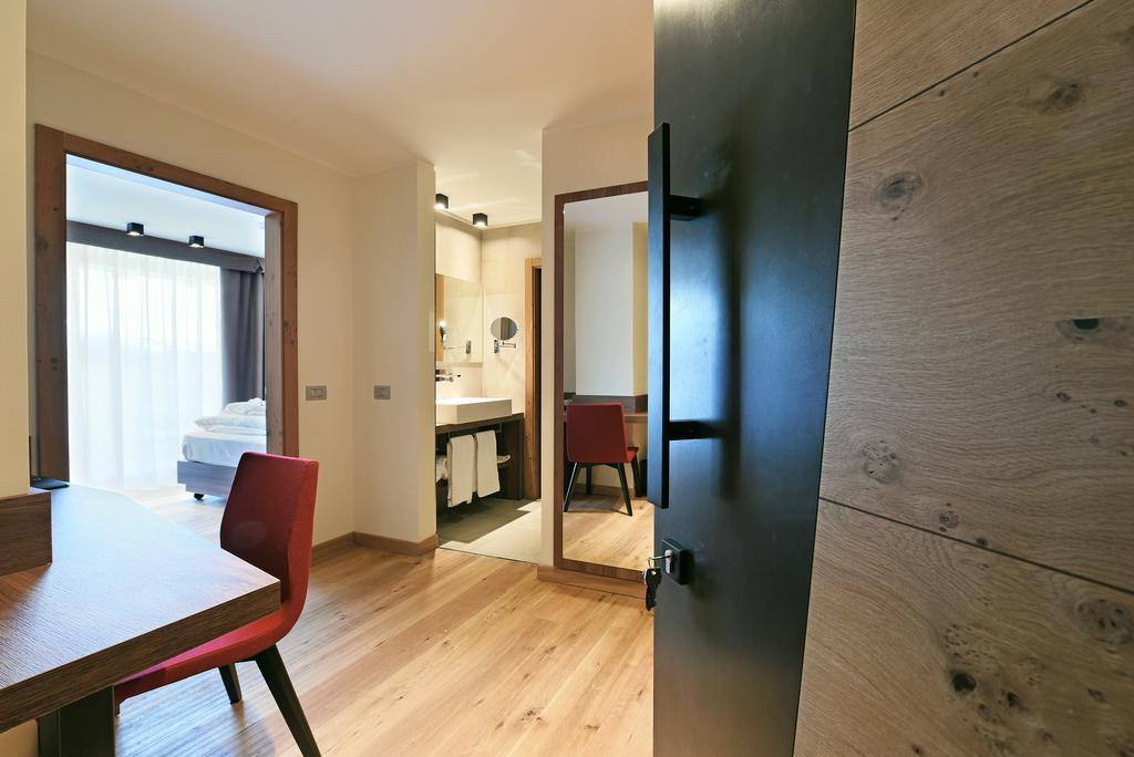 Dolomeet Boutique Hotel Pinzolo Exteriér fotografie