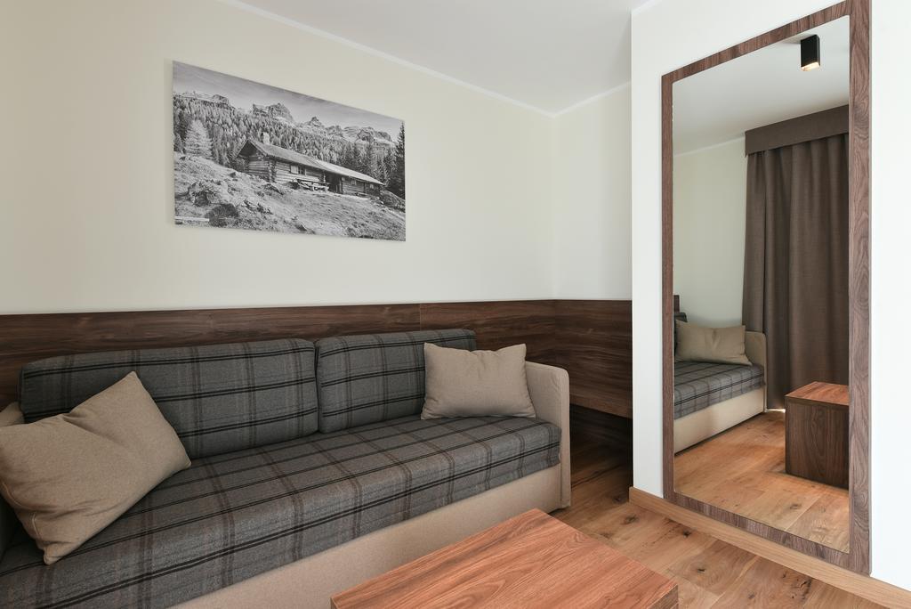 Dolomeet Boutique Hotel Pinzolo Exteriér fotografie