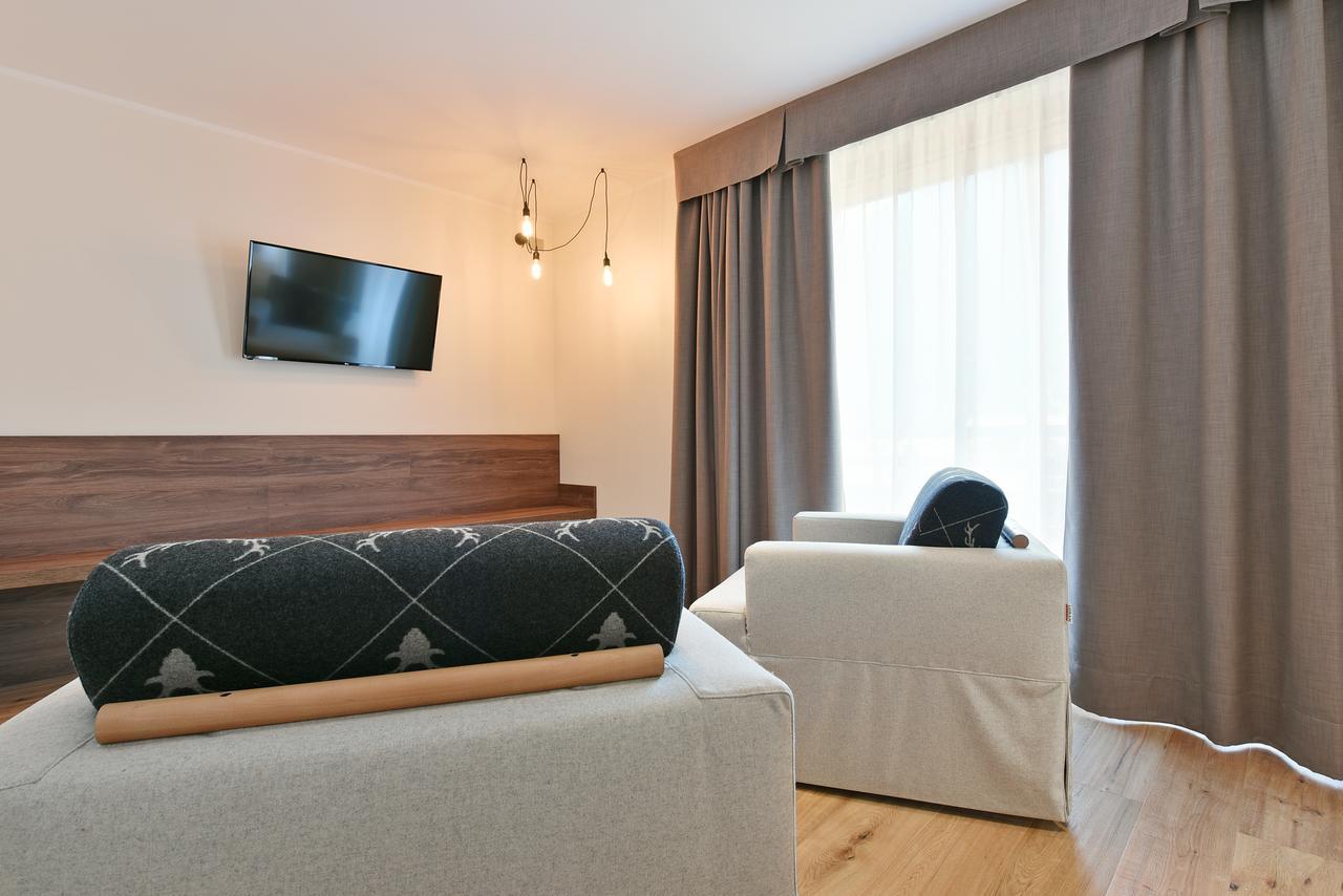 Dolomeet Boutique Hotel Pinzolo Exteriér fotografie